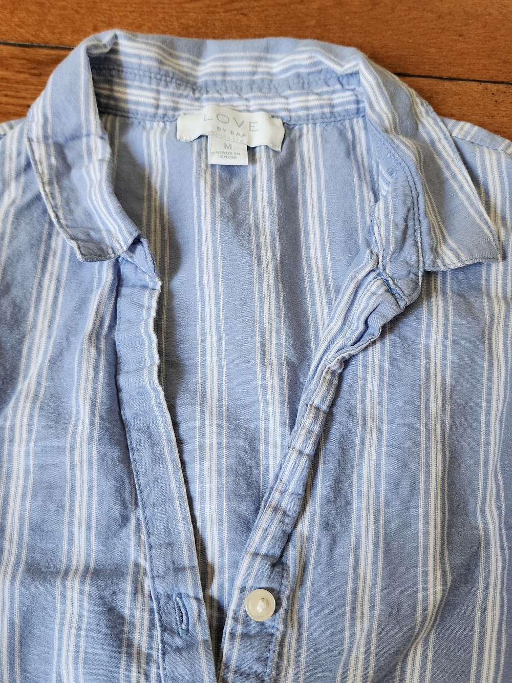 Love By Gap Button-Up Shirt Women M Blue Striped 100% Cotton Casual Relaxed Boxy - Picture 2 of 8